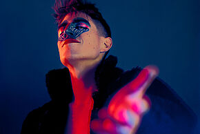 Photo de l'artiste "Singe" - Agrandir l'image, fenêtre modale