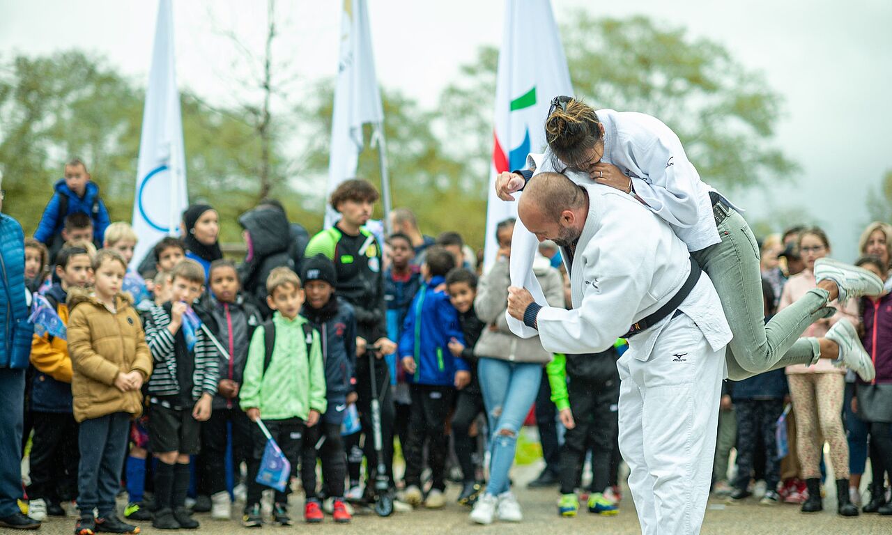 La Tournée des Drapeaux, c'est bientôt ! - Communauté d'agglomération Paris  - Vallée de la Marne