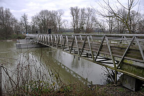 Passerelle flottante Chelles - Noisiel - Agrandir l'image, fenêtre modale